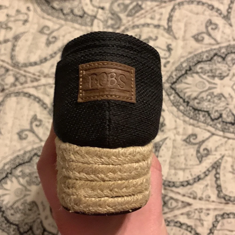 Bobs memory foam small wedge shoes. Size 8 black in excellent condition. - Picture 3 of 4